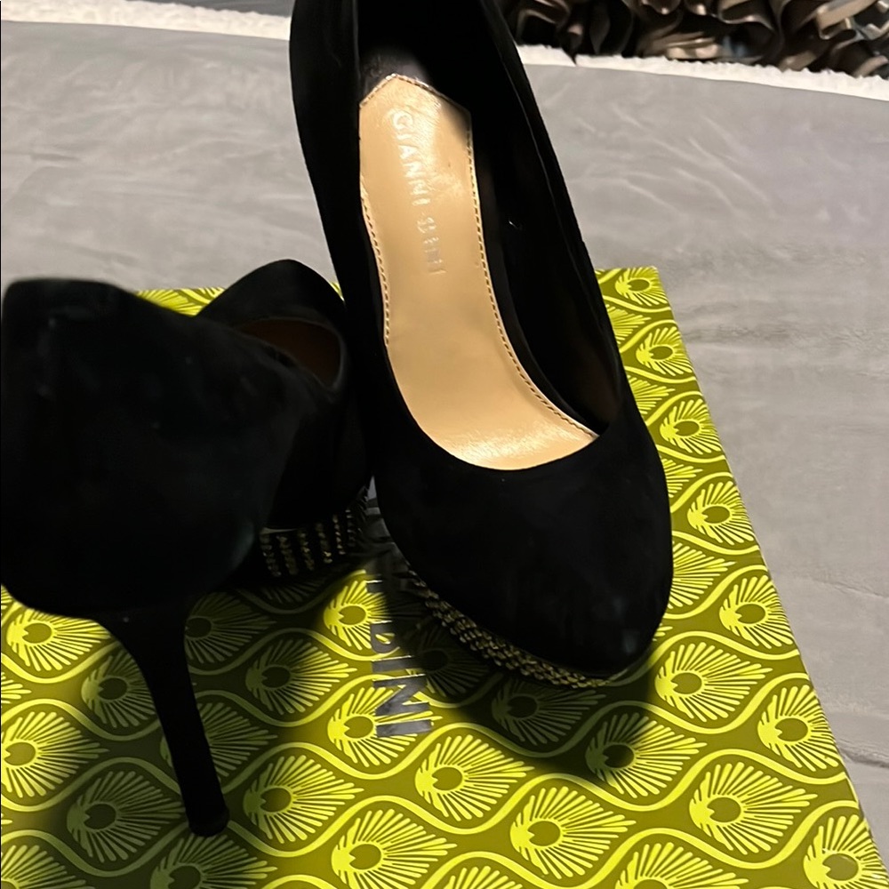 Gianni Bini Black Women's Heels